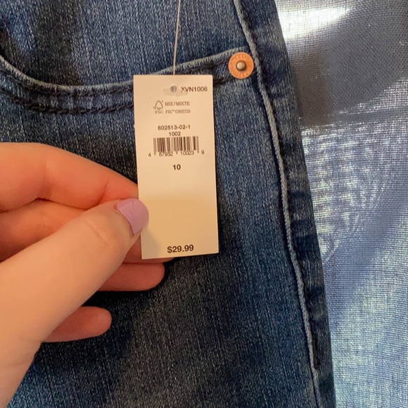 Old Navy Dark Wash NWT - Picture 4 of 5
